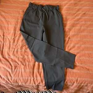 Like new Lululemon grey trouser pant